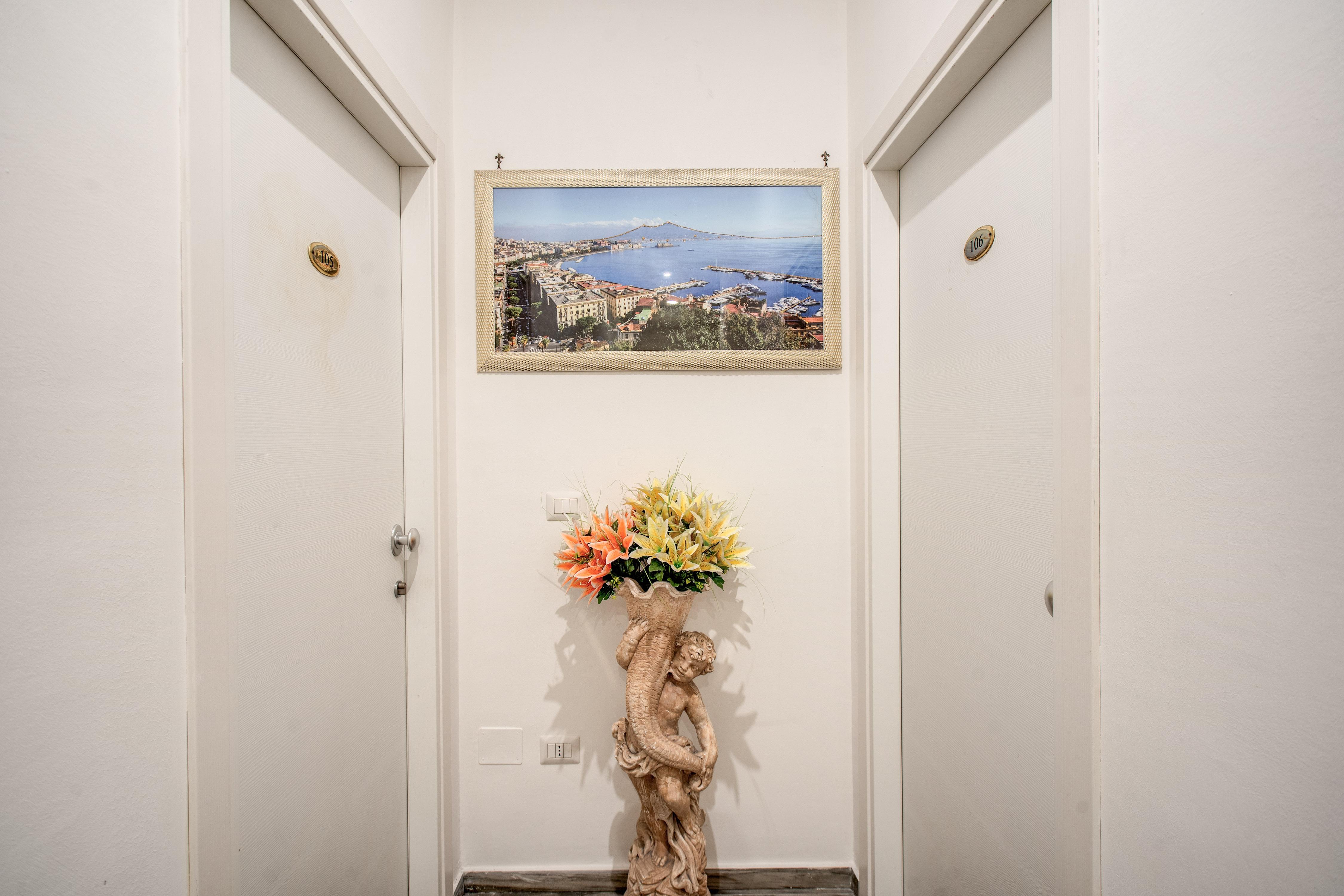 Napoli'S Gold Hotel Kültér fotó